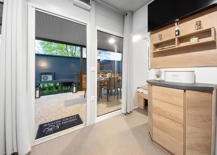 Glamping Lucky House אתר קמפינג *